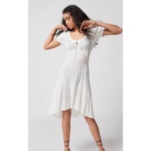 Urban Outfitters Kimchi Blue Sade Babydoll White Lace Midi Dress Size M